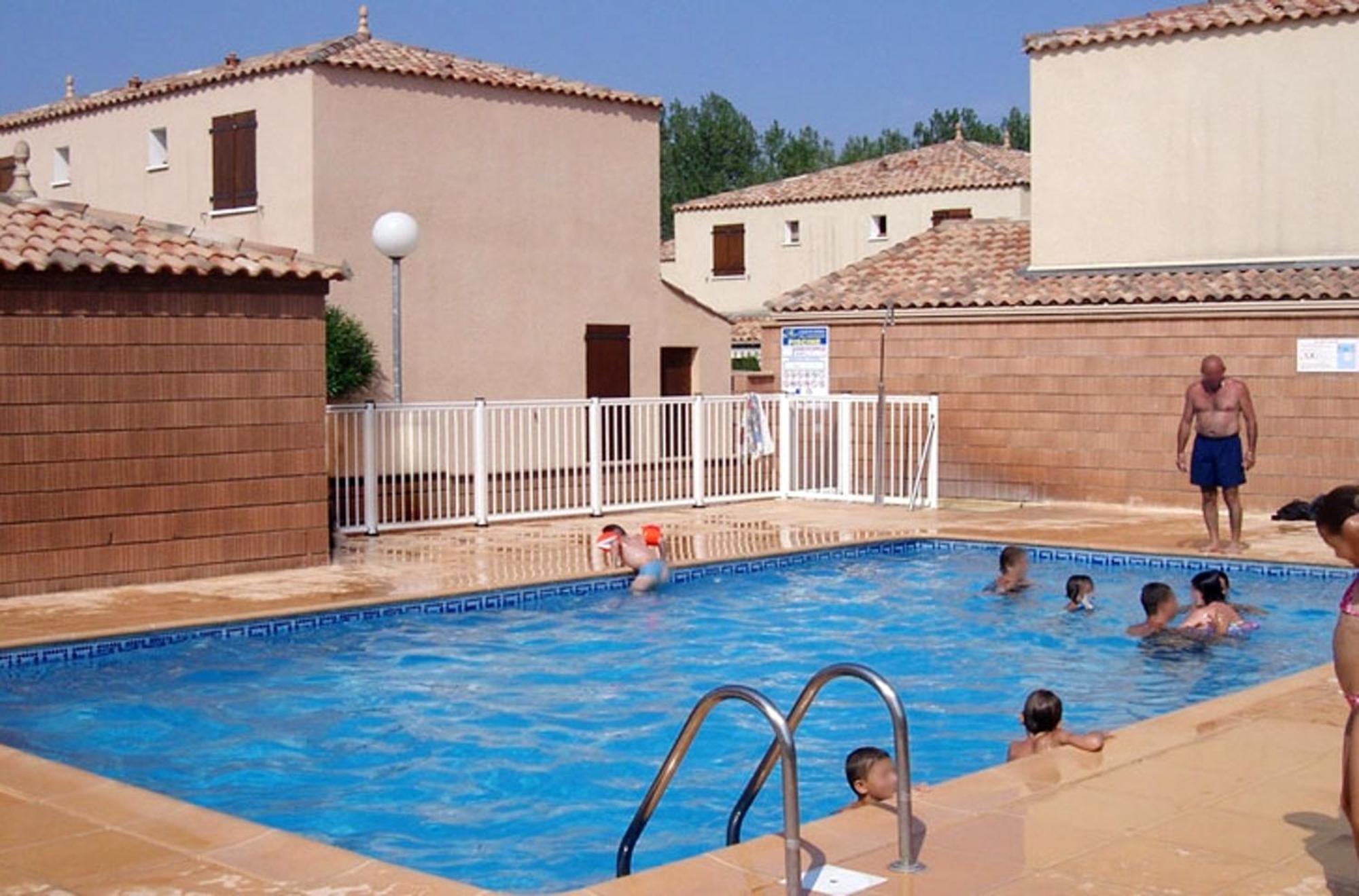Maison Charmante A + Piscine Partagee * Vias